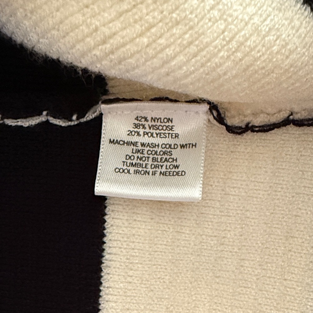 Broadway 38 Black and White Striped Tank Top / size L /NWT - Picture 6 of 8